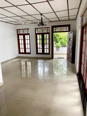 First Floor Commercial Space for Rent in Colombo 05 [P392]