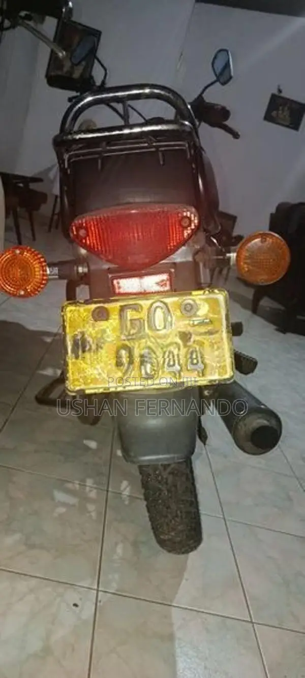 Bajaj Boxer 2002