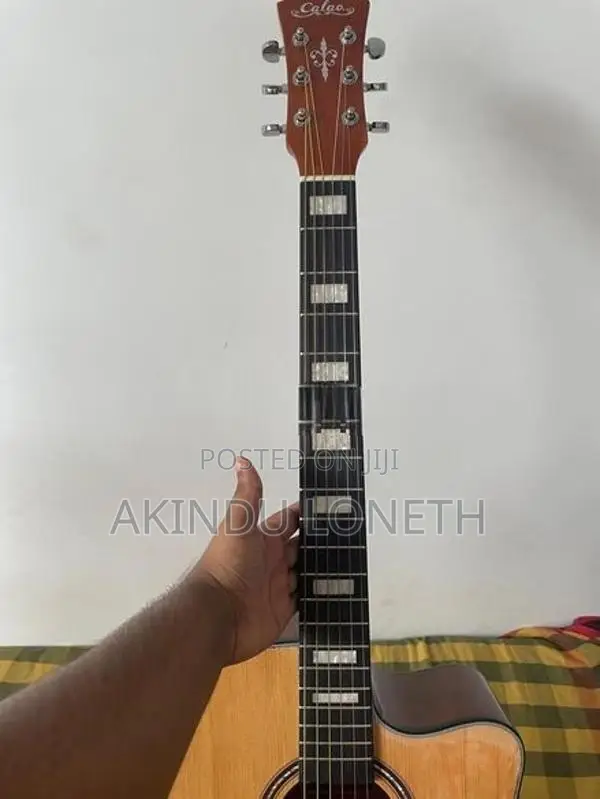 Calao Guitar