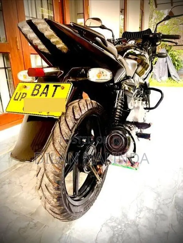 Bajaj Pulsar 180 2013