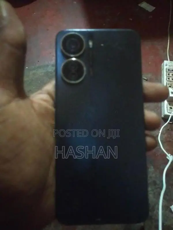 ZTE Blade V40 Design (Used)