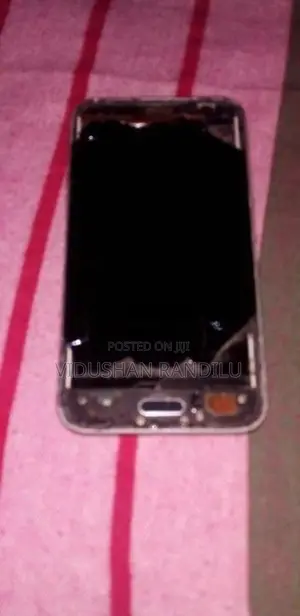Samsung Galaxy J1 (Used)