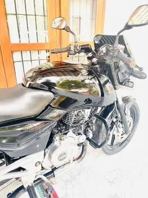 Bajaj Pulsar 180 2013