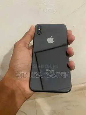 Apple iPhone X (Used)