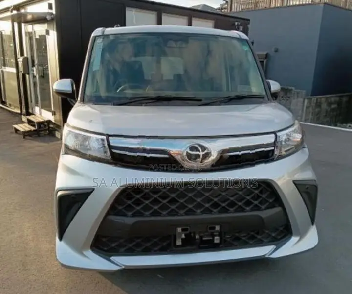 Toyota Roomy X 2024