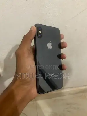 Apple iPhone X (Used)