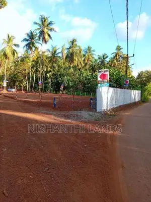 Land for Sale දිවුල්දේනිය