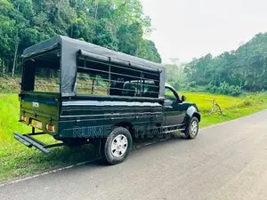 Tata Xenon 2015
