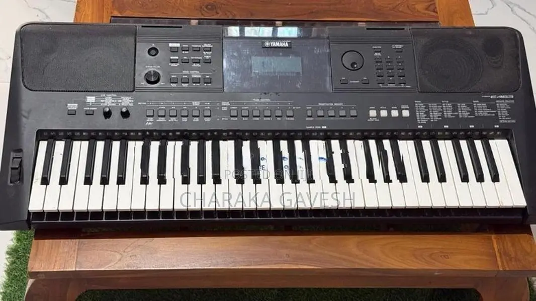 Yamaha PSR E463 Organ