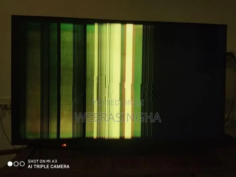 Samsung AU7700 Smart LED TV