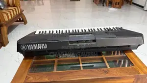 Yamaha PSR E463 Organ