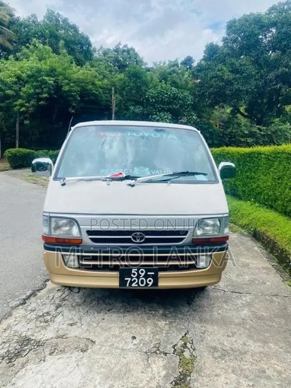Toyota Dolphin LH102 1991