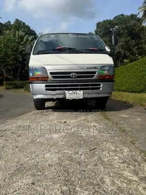 Toyota Dolphin LH113 1990