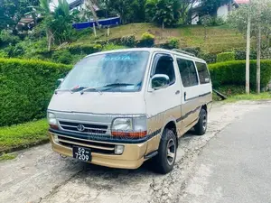 Toyota Dolphin LH102 1991