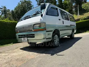 Toyota Dolphin LH113 1991