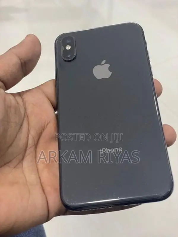 Apple iPhone XS (Used)