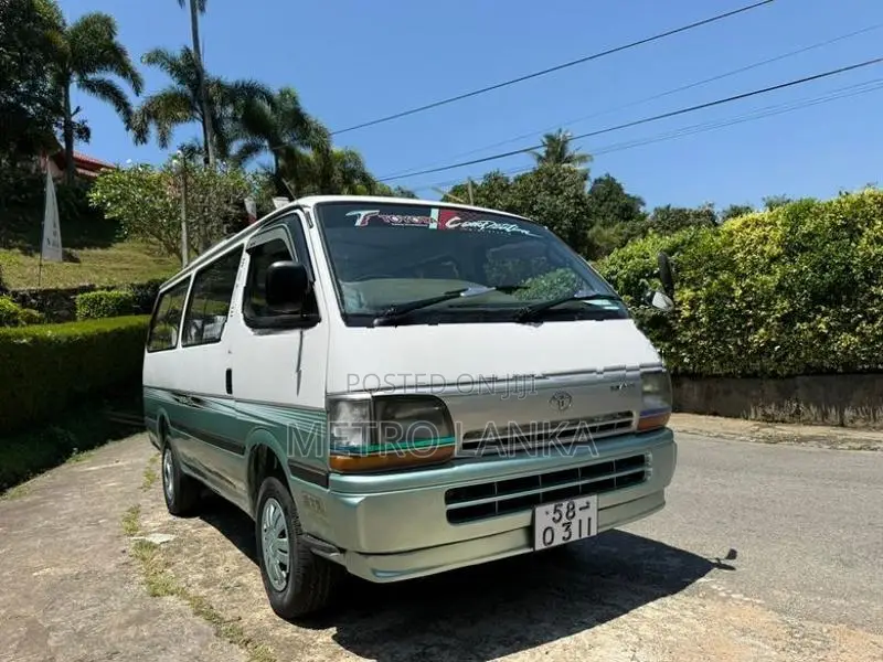Toyota Dolphin LH113 1991