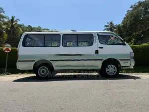 Toyota Dolphin LH113 1991