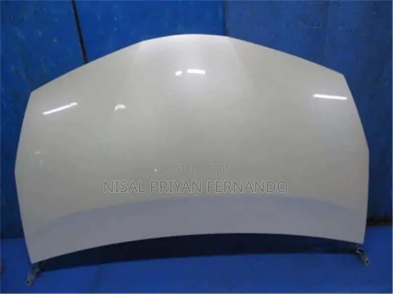 Toyota Prius Alpha (ZVW40) Bonnet