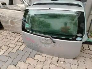Toyota Passo KGC10 Dicky Door Complete
