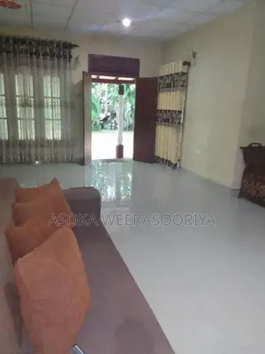 නිවස සහිත ඉඩම විකිණීමට වග පාදුක්ක