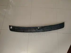 Mitshubishi Pajero Io Wiper Panel