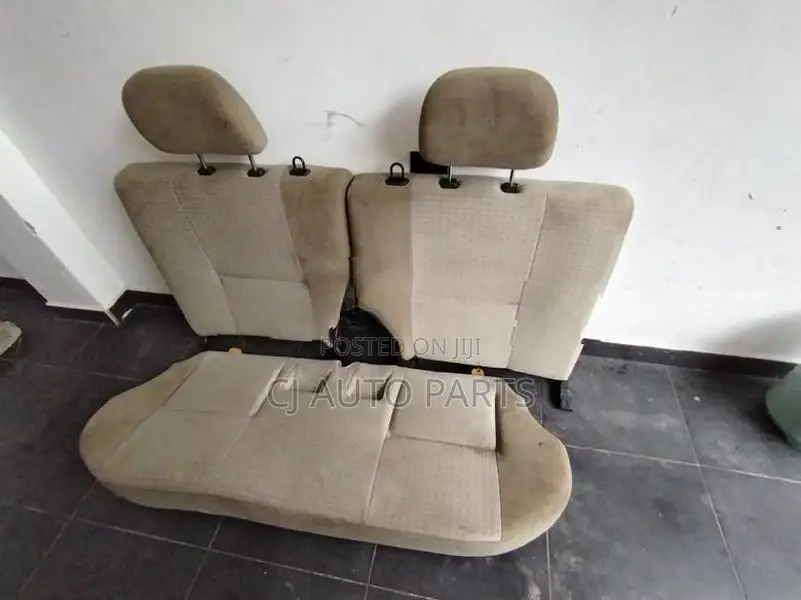 Mitshubishi Pajero Io Rear Seat Set