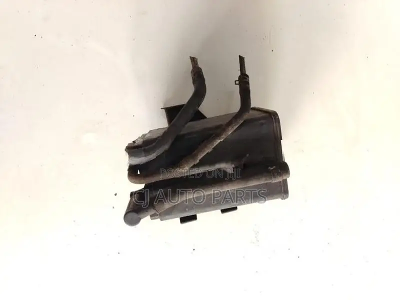 Mitsubishi Pajero Io Charcoal Canister