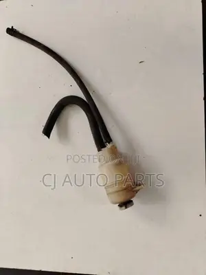 Mitsubishi Pajero Io Power Steering Fluid Tank