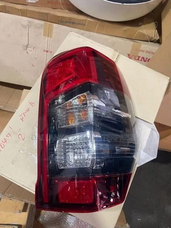Mitsubishi L200 2018 Genuine Tail Light