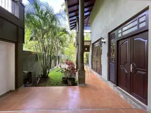 03 Story Modern House Rent Thalawathugoda Hokandra Road
