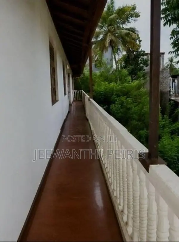 Commercial Building for Rent Dewalegama