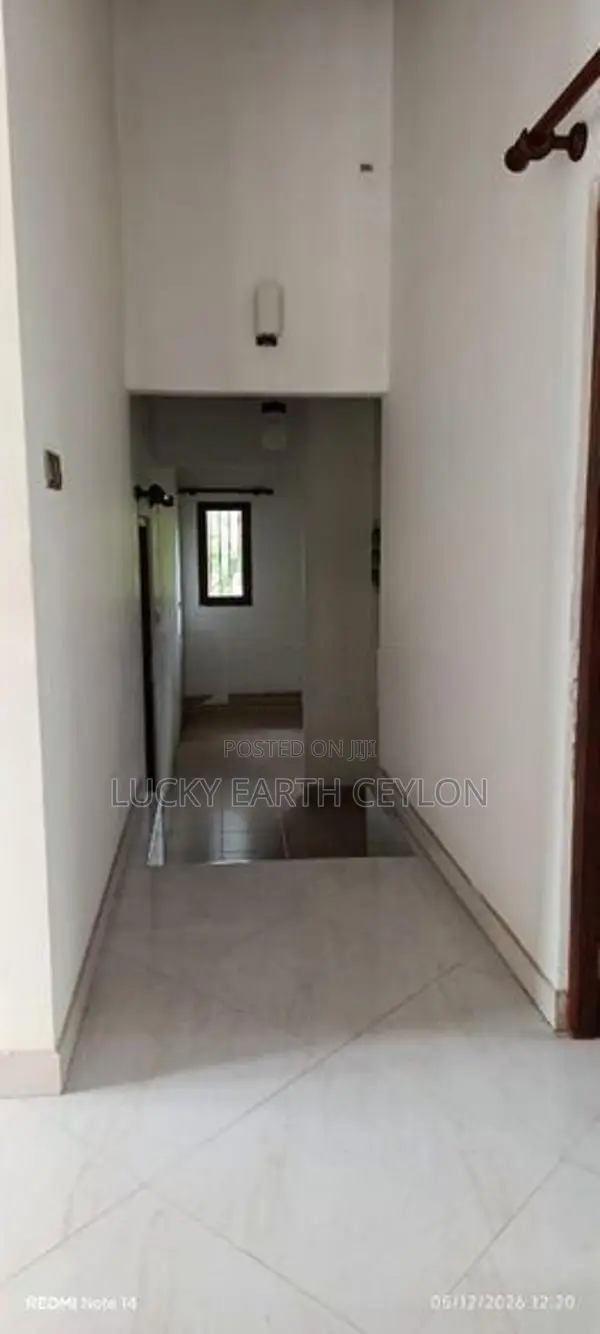 Sale, Nugegoda Land (Lake Front) with New House Free (MGS2044)