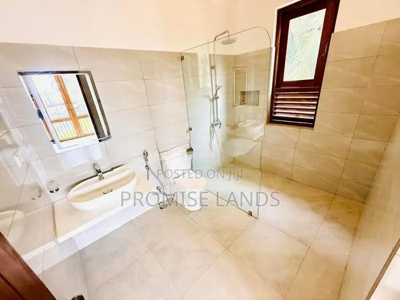 Brand New Luxury House for Sale in Kandana
