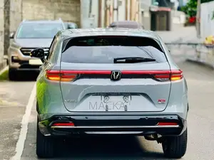 Honda Vezel RS Z Pemium Sound 2025