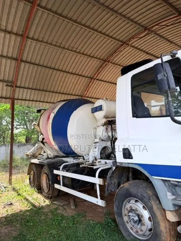 CEMEX Concrete Mixer