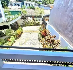 Kotte, 1ST Floor, Furnished House For Rent (ZM1121)