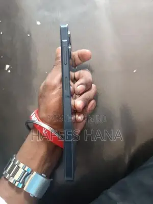 Samsung Galaxy A06 (Used)