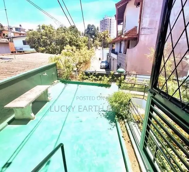 Kotte, 1ST Floor, Furnished House For Rent (ZM1121)