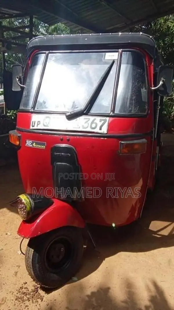 Bajaj RE 2009