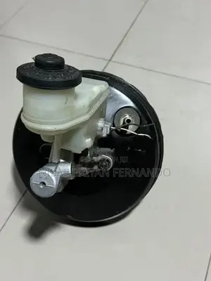 Toyota Vios 2003 Brake Booster With Pump