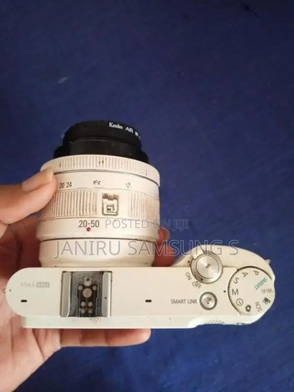 Samsung Camera NX1100