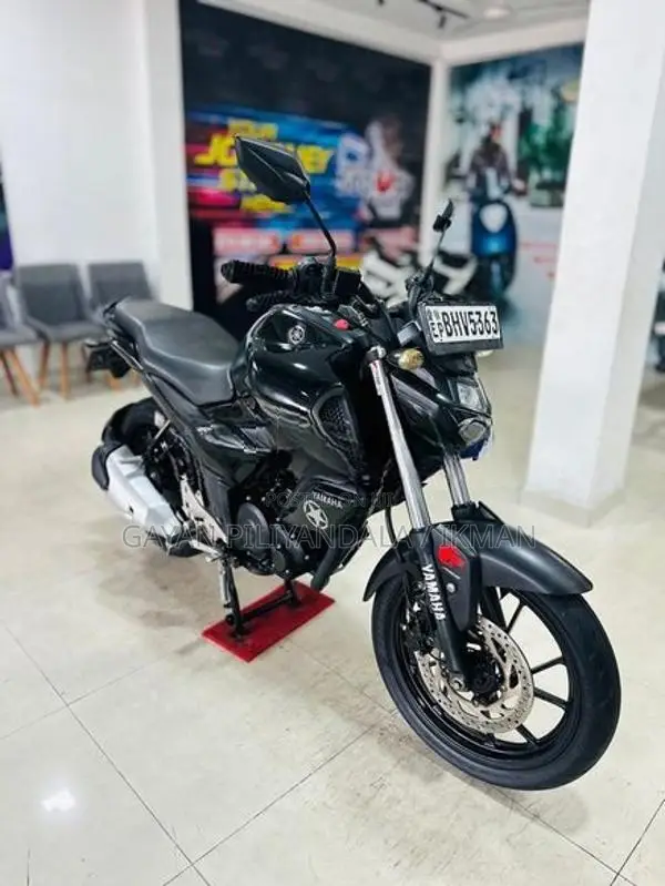 Yamaha FZ V 3 New 2019