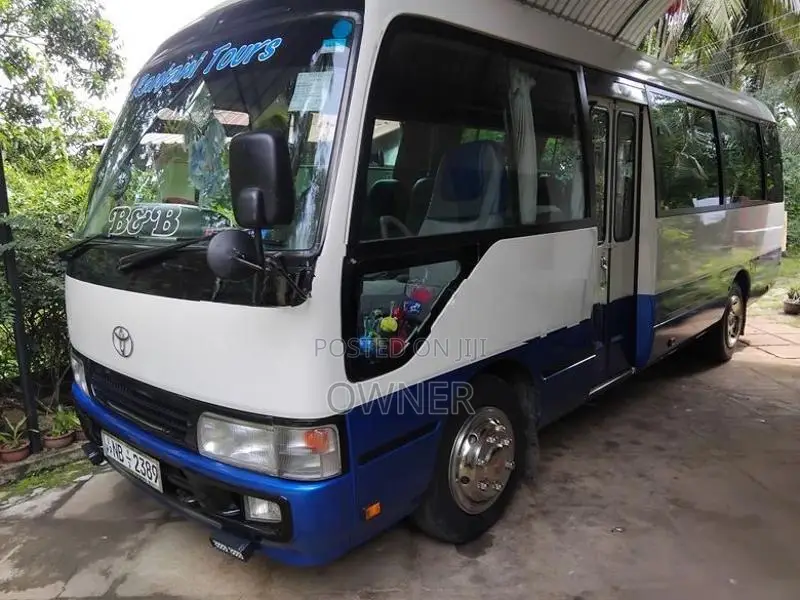 Toyota Coaster 2006