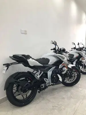 Bajaj Pulsar N160 Premium 2026