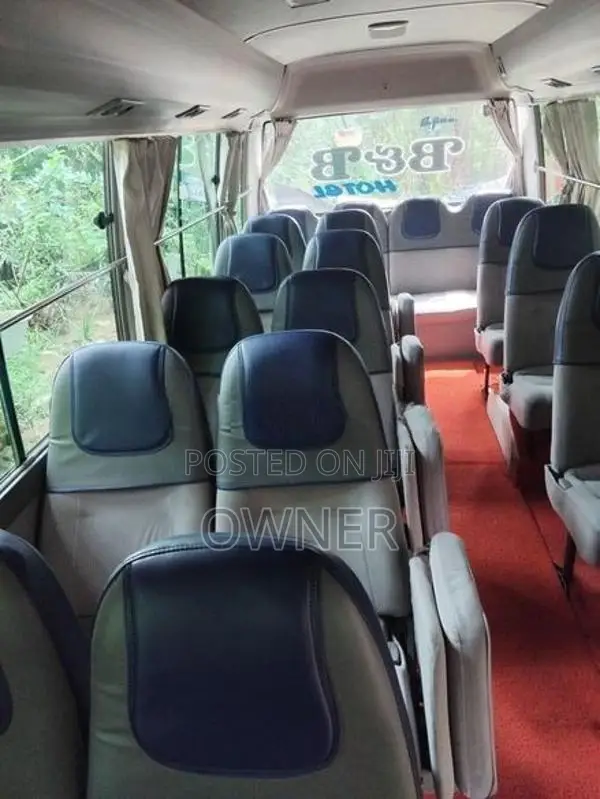 Toyota Coaster 2006