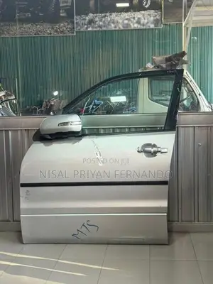 Suzuki Grand Vitara 2007 - 2012 Front Door Panel