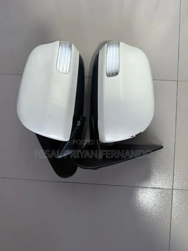 Toyota Rush Winker Mirror