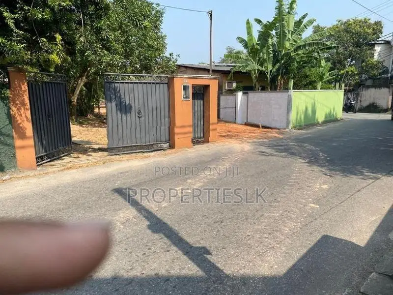 Rathmalana Temple Road 22.5 Perches Land For Sale