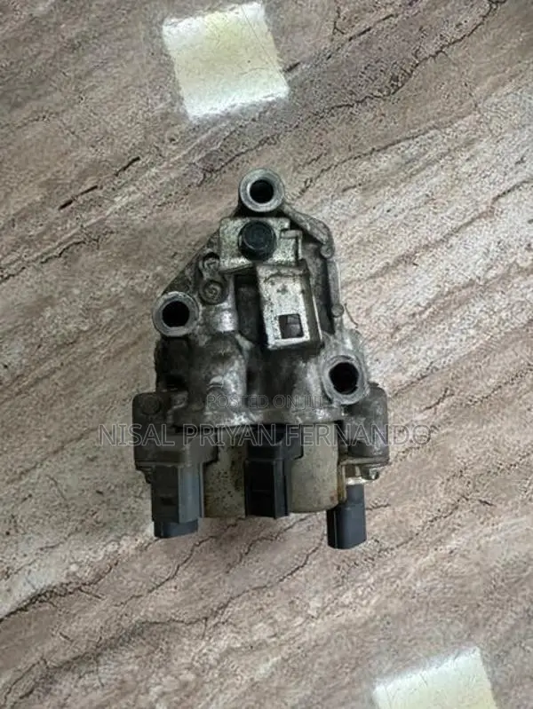 Honda Fit GP1 Insight VVTI Solenoid Valve